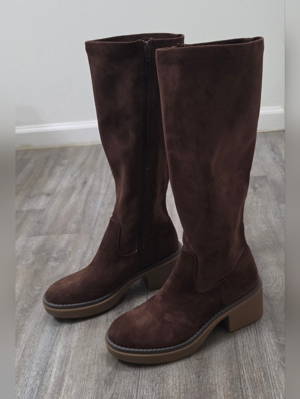 White Mountain Marcella Women's Tall Shaft Block Heel Boots-Size 9M